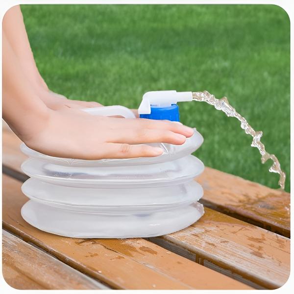 Durable construction and details of the collapsible water bucket